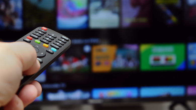 Reasons Your TV's Power Indicator Stays Lit After Being Powered Down