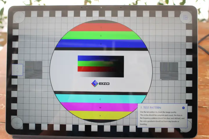 Review of Mind xPlay Display and Keyboard with Khadas Mind and Mind 2 Mini PCs