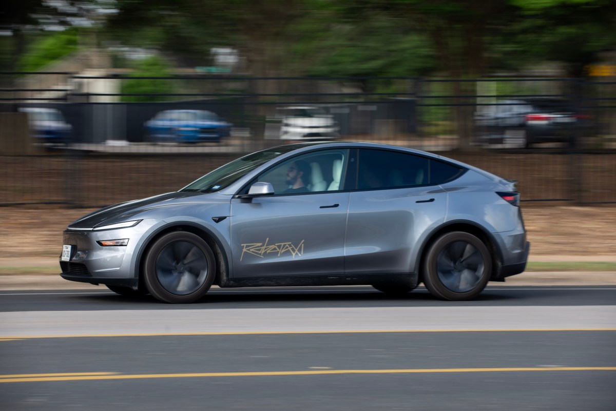 Tesla Discloses Two Robotaxi Incidents Involving Teleoperators