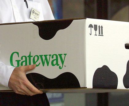 The Ascent and Decline of Gateway Computers: Factors Contributing to the Brand's Closure