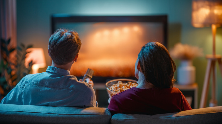 The Comeback of Drive-In Cinemas: A Sentimental Film-Viewing Experience