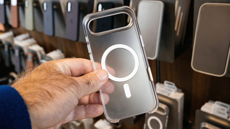 The Function of the Vertical Line Below the MagSafe Circle on Some iPhone Cases