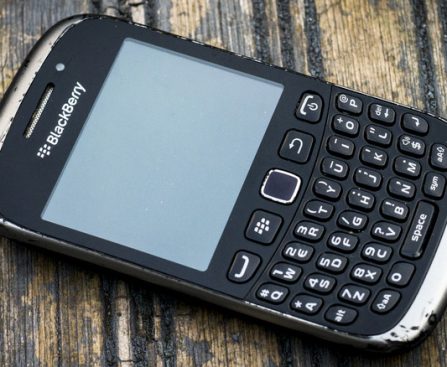 Three Vanished Tech Devices from the 2000s That Bring Back Fond Memories