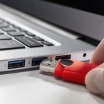 USB Port Colors That Remain Constantly Active