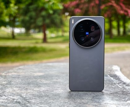 Vivo's X300 Ultra Boasts the Best Cameras in Any Phone