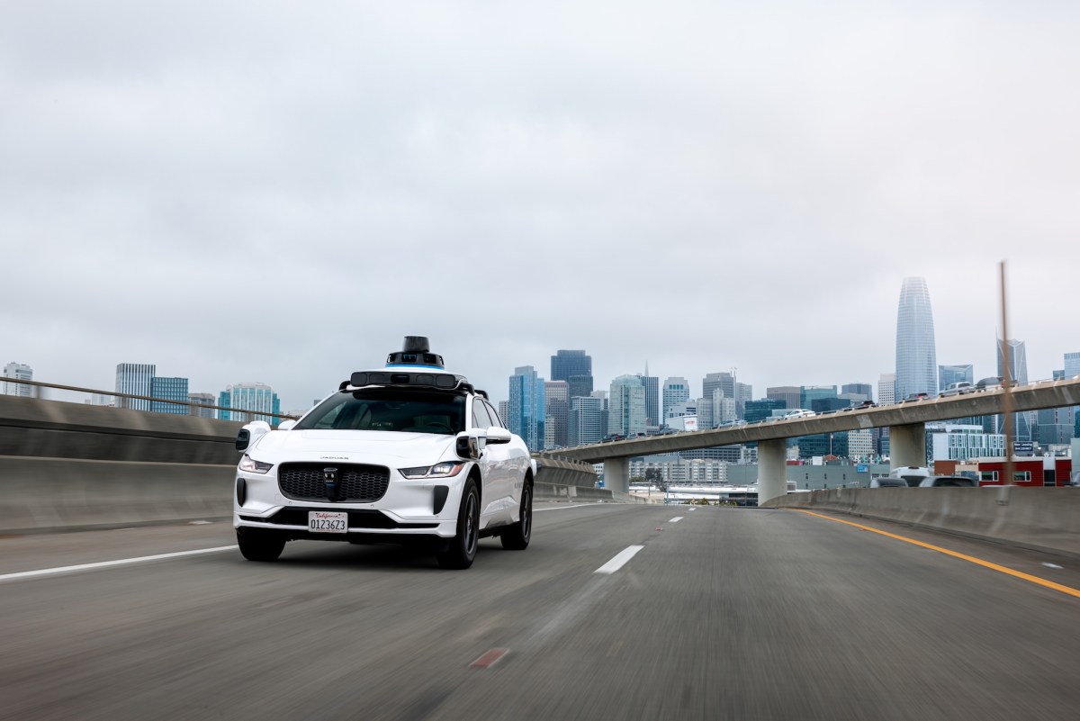 Waymo Suspends Freeway Rides as Robotaxis Face Challenges in Construction Zones
