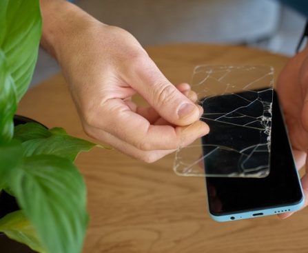 When to Change Your Phone's Screen Protector